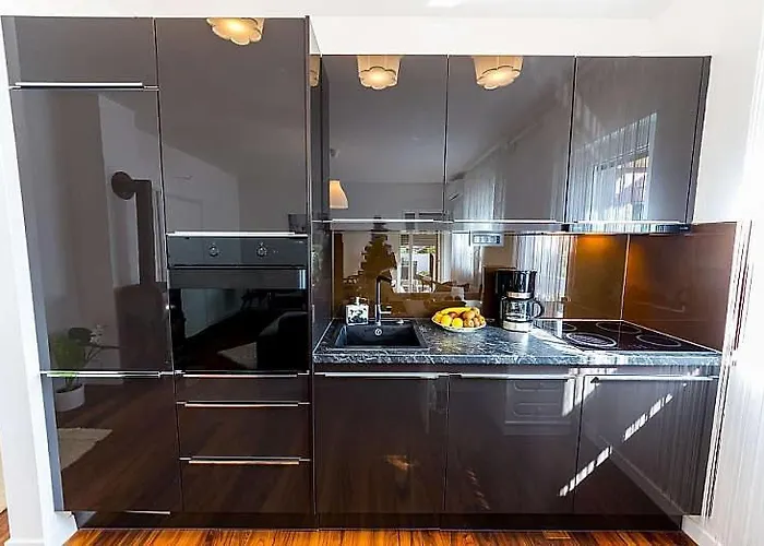 Emily Апартаменты *